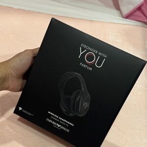 Emporio Armani Stronger With You Wireless HEADPHONES - Black